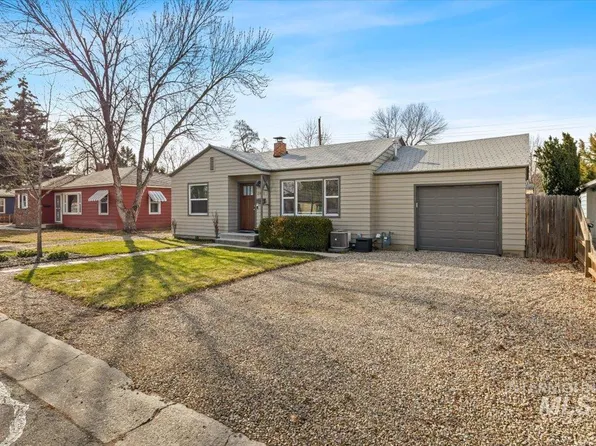 2821 W Dill Dr, Boise, ID 83705