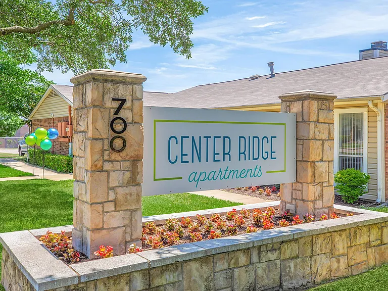 Center Ridge — Photo 19