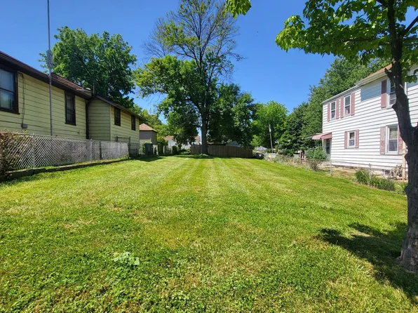 1930 Huddell Ave, Marcus Hook, PA 19061