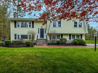4 Plain St, Medfield, MA, 02052