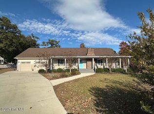 210 Twin Lakes Ct, Sunset Beach, NC 28468