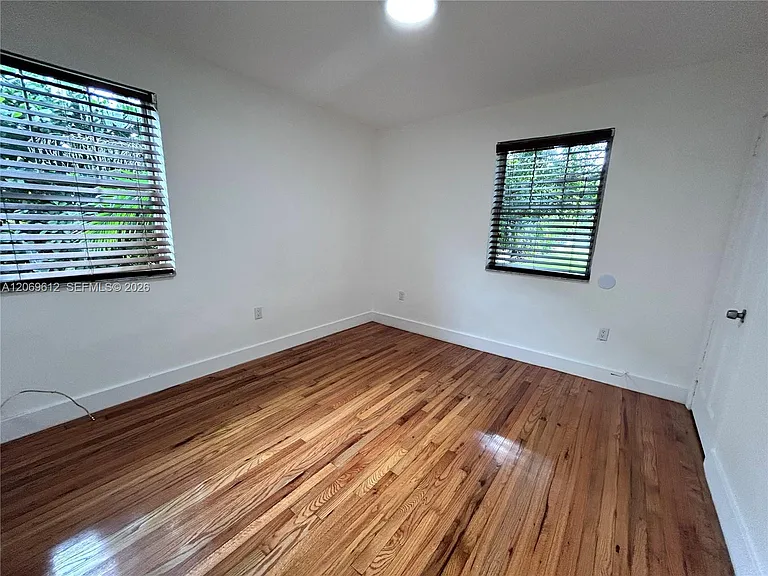 15 Sidonia Ave #3 — Photo 7