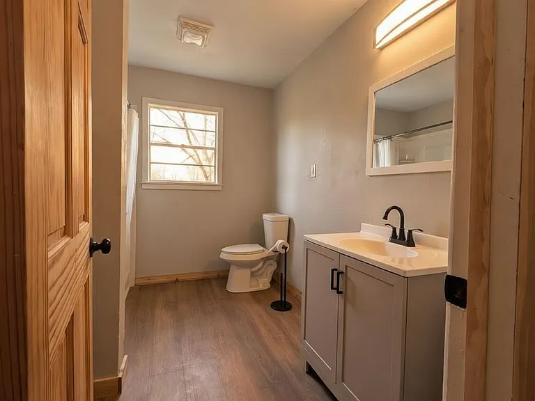 408 S Washington St — Photo 9