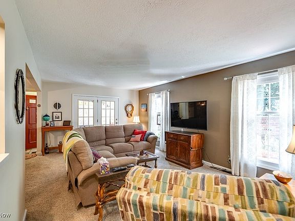 4th image of 1300 Culpepper Dr APT 3A