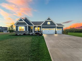 243 Chapel Ct, Troy, OH 45373