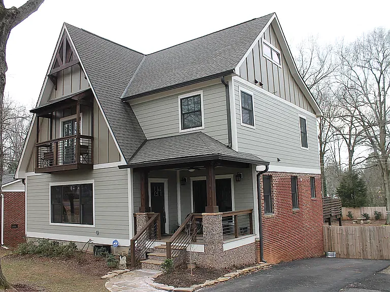 922 Herrin Ave