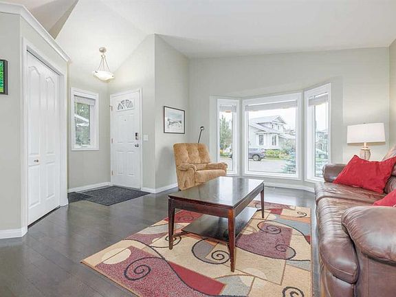 4th image of 36 W Sandpiper Way NW