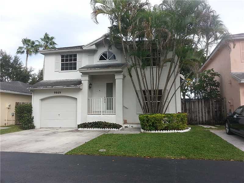 2nd image of 9869 SW 117th Ct