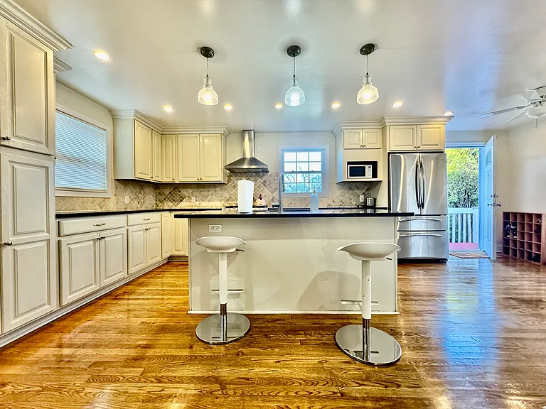 3210 Harford Rd — Photo 17