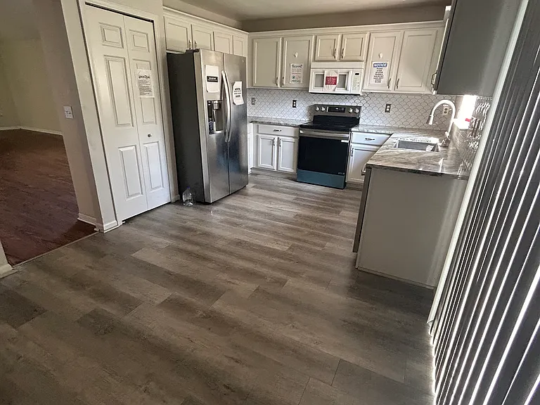183 Legacy Park Cir — Photo 20