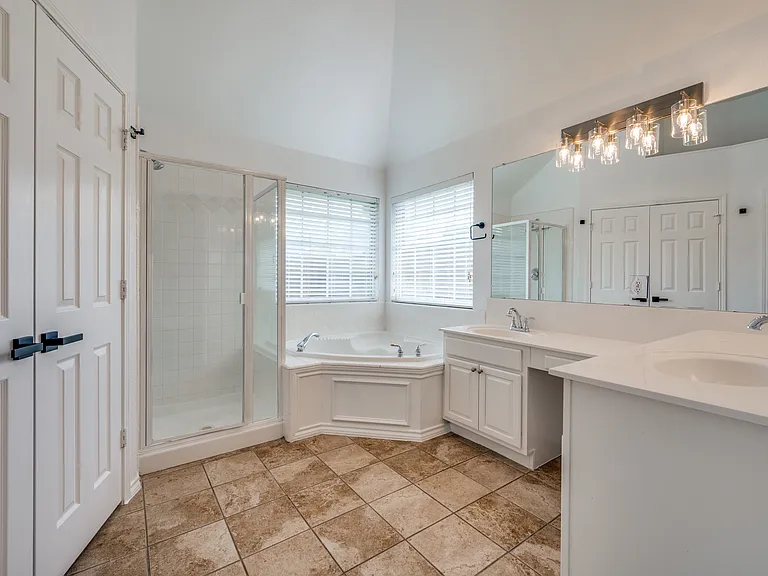 1420 Capstan Dr — Photo 18