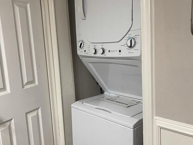 New stackable washer/dryer