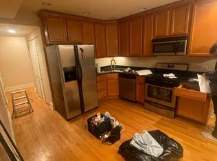 3925 W Altgeld St #Ga, Chicago, IL 60647