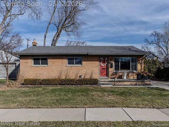 2nd image of 1922 Princeton Rd