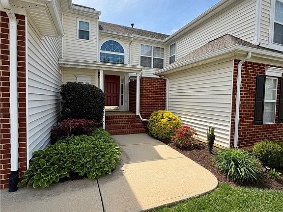 5th image of 6430 Lookout Point Cir