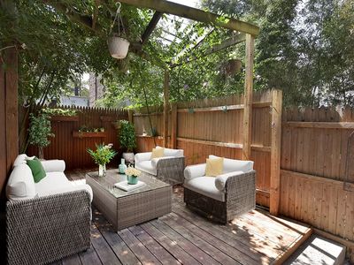 206 21st St APT 1B, Brooklyn, NY, 11232