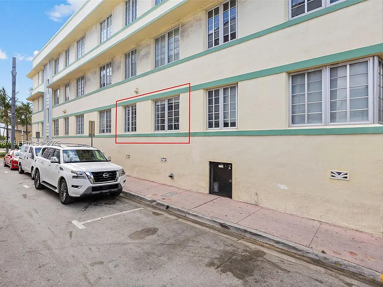 530 Ocean Dr #108 — Photo 28