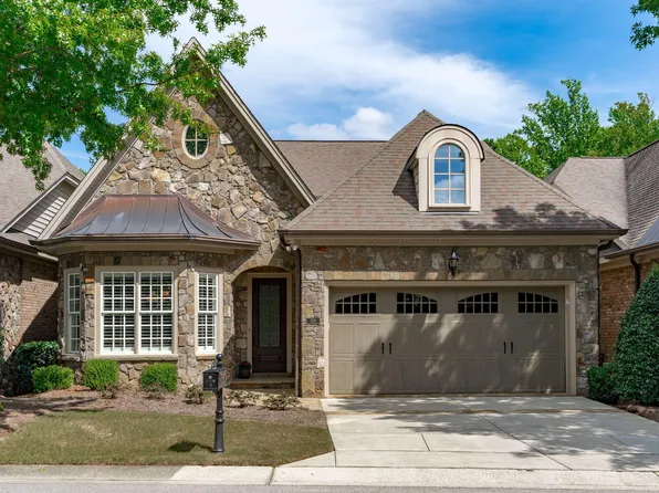 820 Angelica Cir, Cary, NC 27518