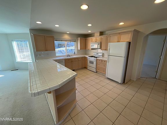 3rd image of 3455 Thornhill Ct