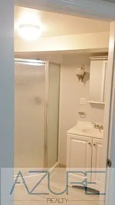 Rented by Azure Realty NY LLC | media 71