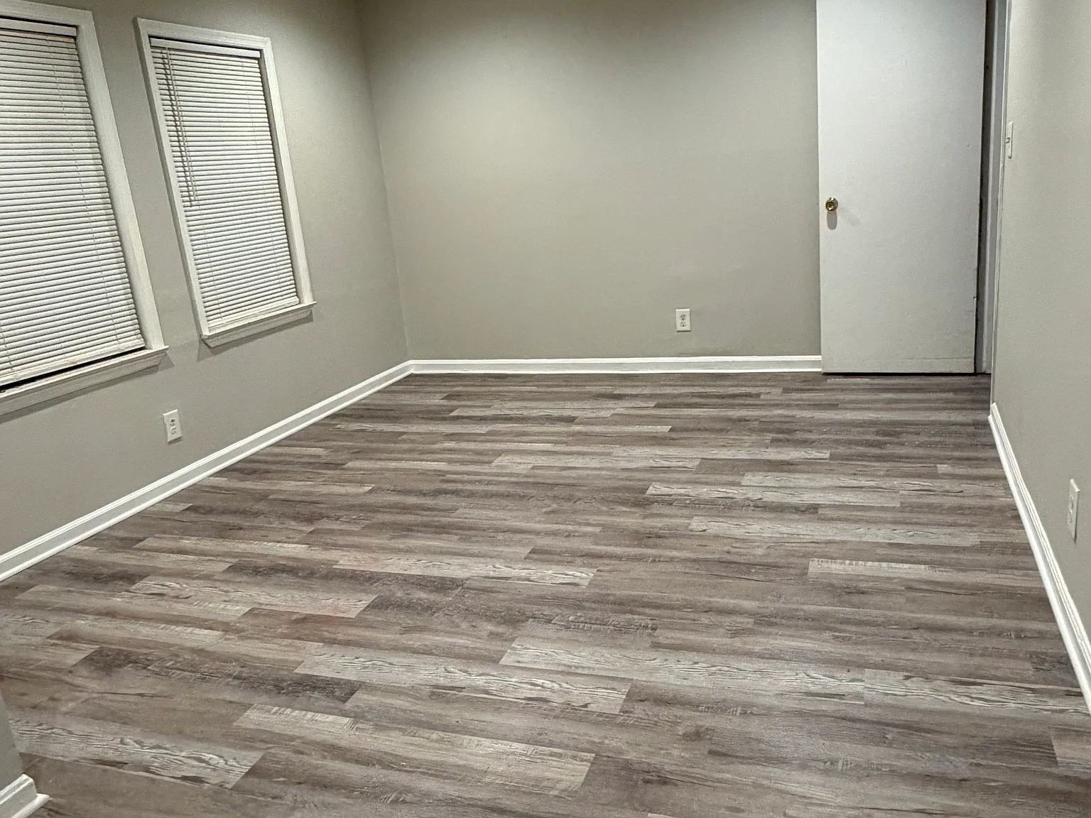 3 bed, 1003 sqft, $1,150 — Photo 3