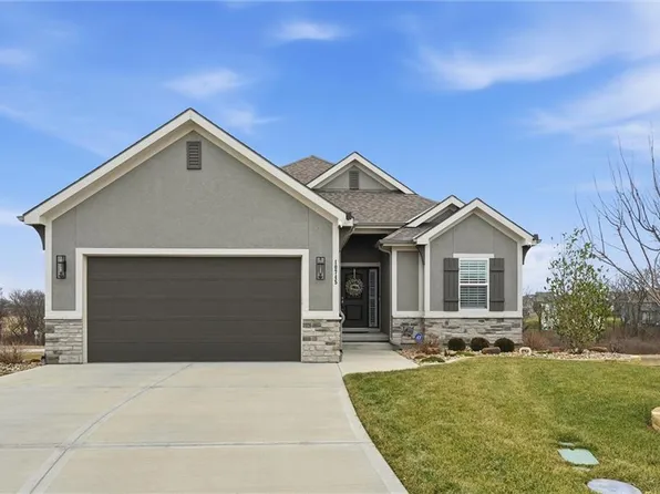 10745 N Bell St, Kansas City, MO 64155