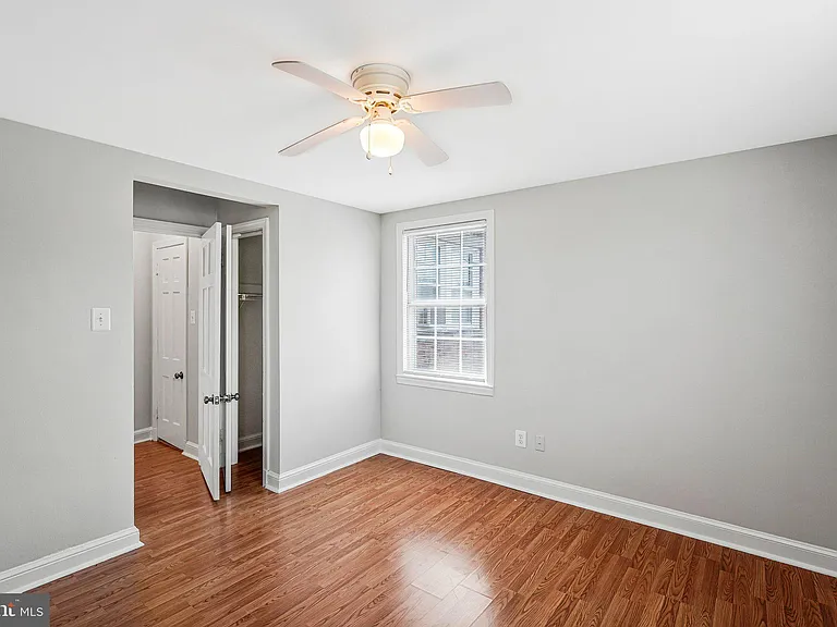 1808 W Abingdon Dr #301 — Photo 4