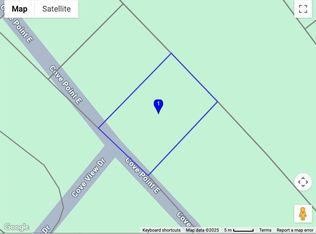 41 Cove Point W, Whitethorn, CA 95589