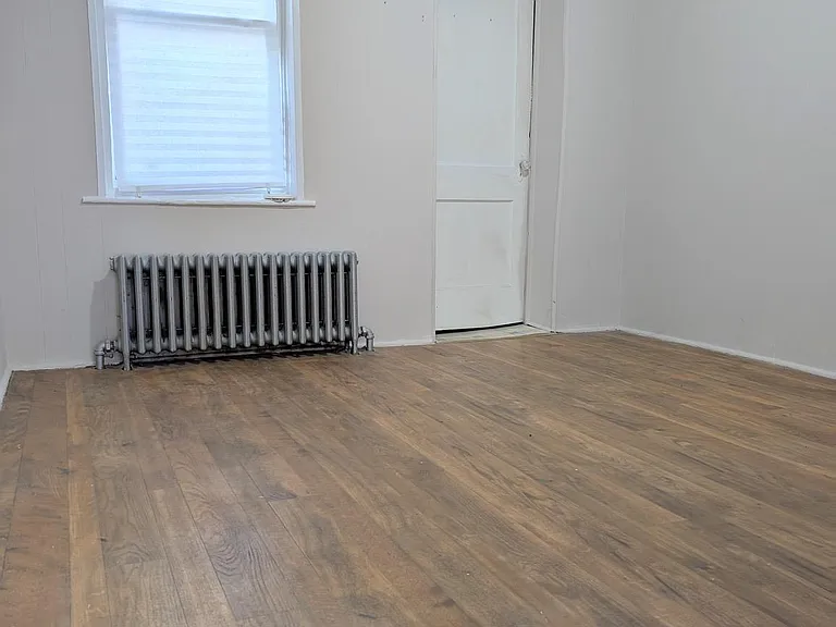 509 Snyder Ave — Photo 6