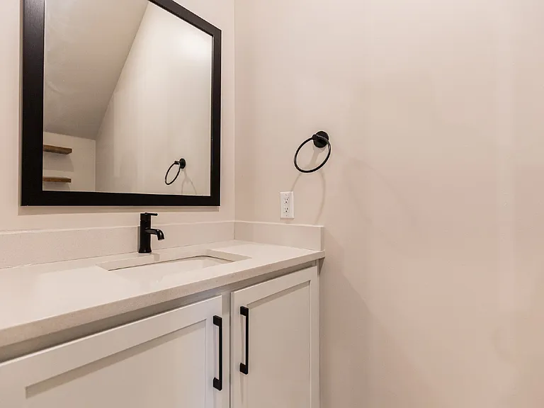 130 Rose Ln #202 — Photo 11