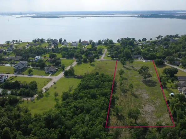 98 Yaupon Dr Lot 24, Baytown, TX 77520