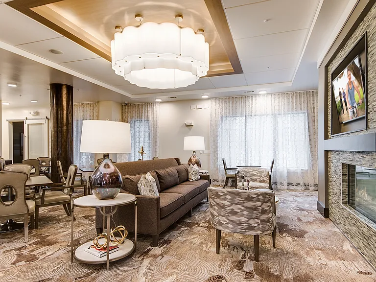 Overture Stone Oak 55+ Apartment Homes — Photo 6