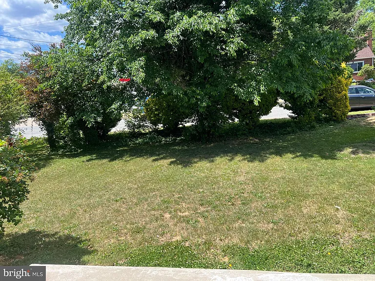 5309 Mitchell St — Photo 5
