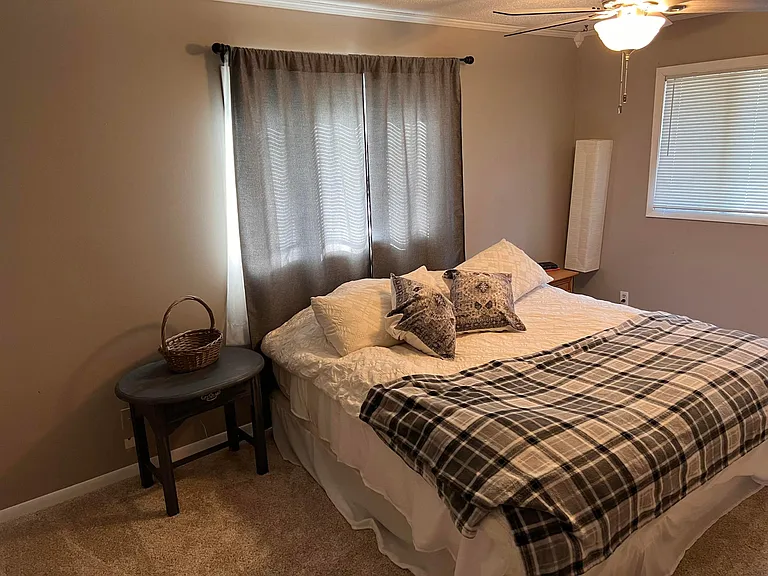 7576 Barrs Lake Rd — Photo 5
