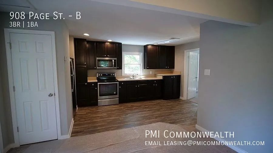 3 bed, $1,895 — Photo 2