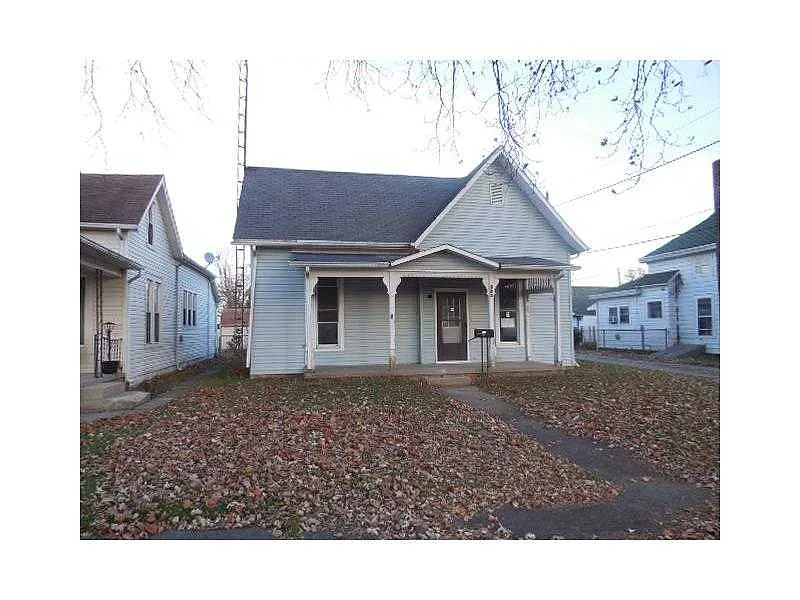 820 N Willow St photo 1