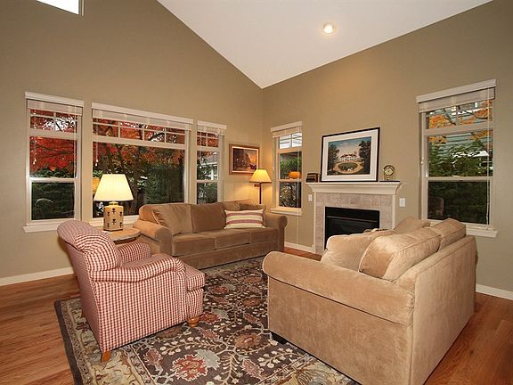4th image of 15908 NE 95th Way
