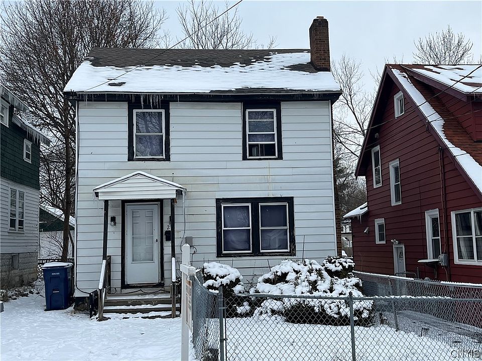 1st image of 212 Rockland Ave