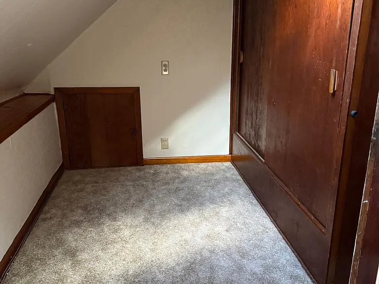 4354 S Packard Ave — Photo 10