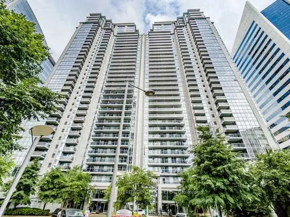 4968 Yonge St, Toronto, ON
