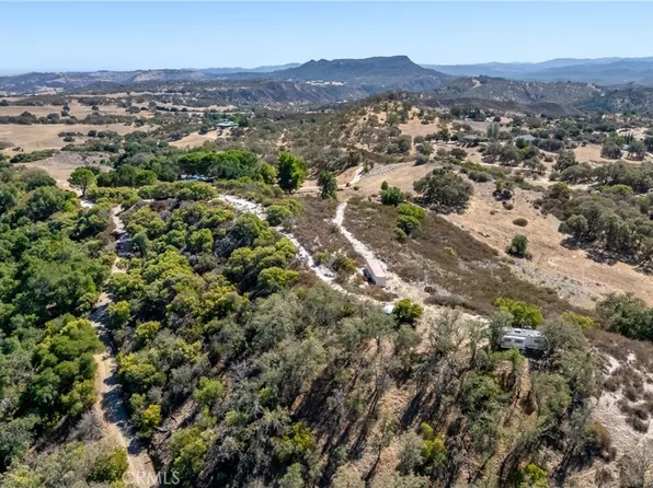 52747 Smith Rd, Bradley, CA 93426