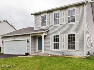 1413 Crowfoot Ln, Minooka, IL 60447