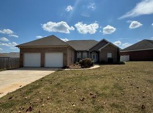 379 Hannah Rd, Level Plains, AL 36322