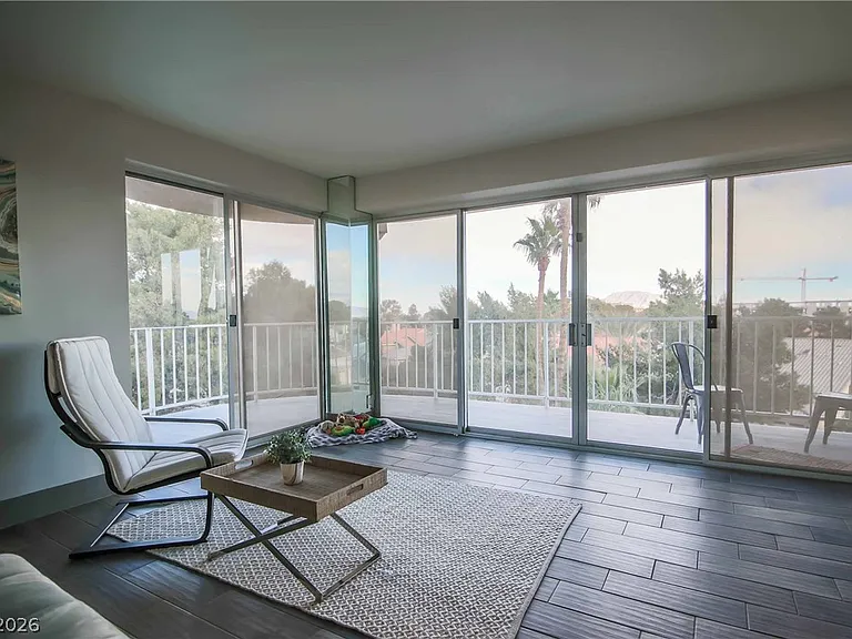 3111 Bel Air Dr #4B — Photo 7