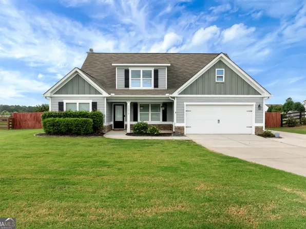 1215 Foster Rd, Statham, GA 30666
