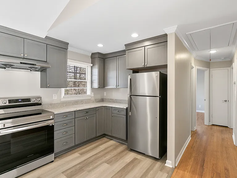 1312 Goodwin Rd — Photo 12