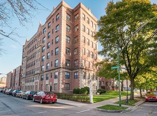 Ivy Tower, Chicago, IL 60615