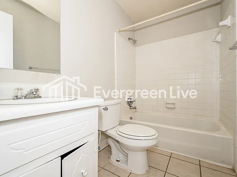 4844 Zinzendorf Dr — Photo 12