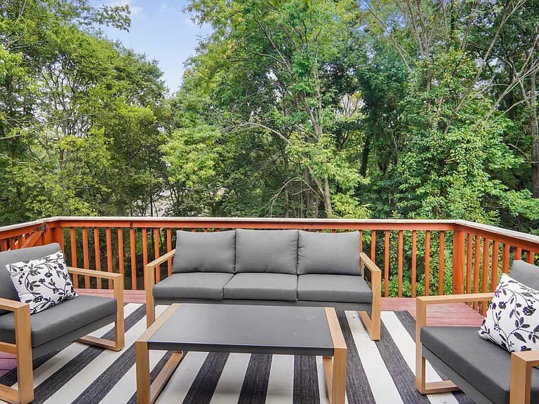 7208 Rockledge Dr — Photo 5