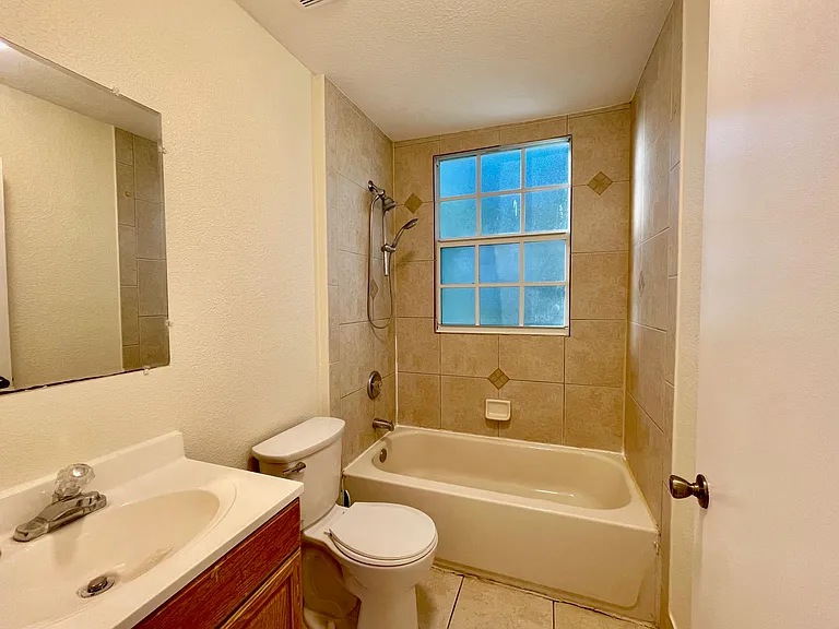5555 Garden Ave #2 — Photo 6
